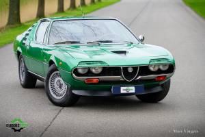 Image 17/72 of Alfa Romeo Montreal (1974)