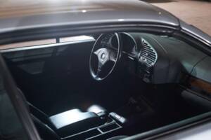 Immagine 17/27 di BMW 328i (1995)