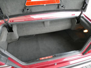 Image 20/25 of Mercedes-Benz 300 CE-24 3.4 AMG (1994)
