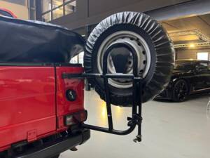 Image 14/50 de Mercedes-Benz 230 CE (1981)