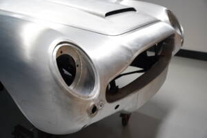 Image 9/15 of Aston Martin DB 6 (1967)