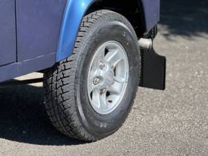 Bild 7/55 von Land Rover Defender 90 Heritage (2006)