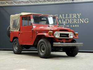 Immagine 48/50 di Toyota Land Cruiser FJ 40 (1975)