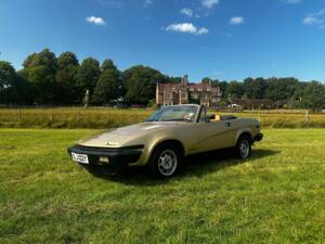 Image 2/50 de Triumph TR 7 Europa (1982)