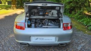 Image 2/37 de Porsche 911 Carrera (2004)