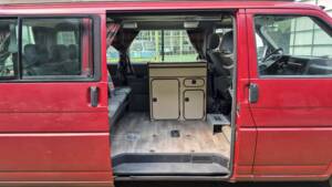 Bild 38/71 von Volkswagen T4 California 2.4 D (1994)