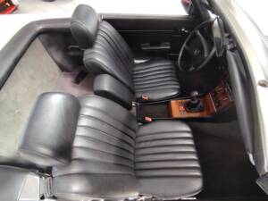 Image 44/53 of Mercedes-Benz 280 SL (1981)