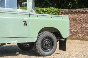 Image 7/50 of Land Rover 88 (1965)