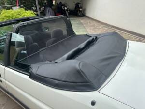 Image 2/10 de Ford Escort 1.6i (1995)