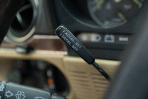 Image 43/50 of Mercedes-Benz 300 SL (1986)