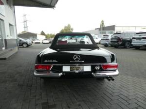 Imagen 5/26 de Mercedes-Benz 230 SL (1967)