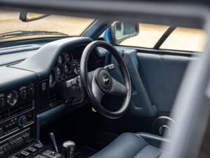Image 39/82 de Aston Martin V8 Zagato Vantage X-Pack (1987)