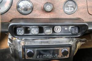 Image 25/50 of Triumph TR 6 PI (1969)