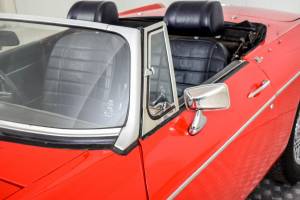 Image 30/50 de MG MGB (1973)