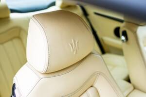 Bild 23/50 von Maserati GranTurismo 4.2 (2008)