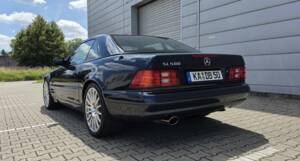 Image 2/100 of Mercedes-Benz SL 500 (1999)