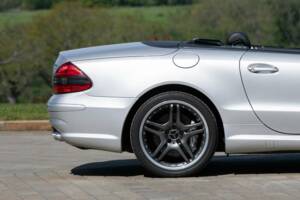 Image 40/40 de Mercedes-Benz SL 55 AMG (2007)