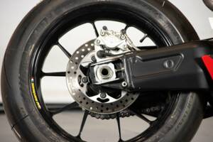 Image 33/50 of Ducati DUMMY (2004)