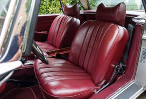 Image 19/21 de Mercedes-Benz 280 SL (1970)