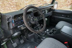 Immagine 48/50 di Land Rover 90 (1990)
