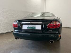 Image 21/26 of Jaguar XKR (2000)