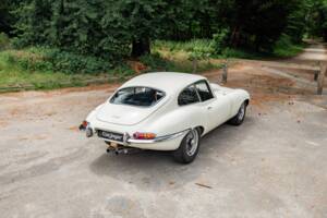 Image 4/50 de Jaguar Type E 3.8 (1963)