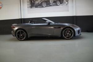 Bild 2/50 von Jaguar F-Type (2019)