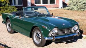 Image 2/10 of Triumph TR 4 (1965)