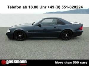 Image 2/15 of Mercedes-Benz SL 320 (1996)