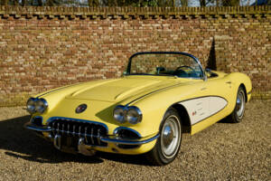 Image 21/50 of Chevrolet Corvette (1958)