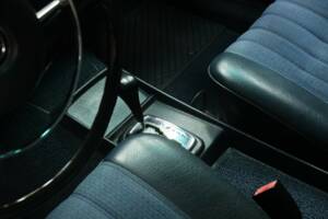 Bild 35/50 von Mercedes-Benz 280 SE (1970)