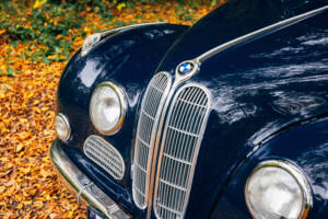 Immagine 40/199 di BMW 502 - 3,2 Litre (1961)