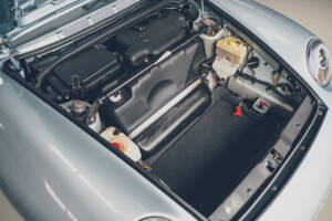 Image 96/104 of Porsche 911 Carrera RS (1995)