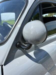 Image 19/20 of Renault Dauphine Export (1965)