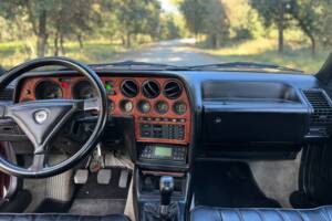 Bild 25/55 von Lancia Thema 8.32 (1991)