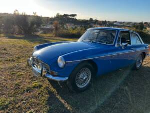 Image 14/50 of MG MGB GT (1972)