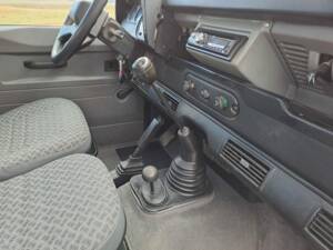 Immagine 39/83 di Land Rover Defender 90 Td5 (1999)