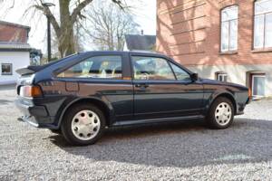 Image 7/15 de Volkswagen Scirocco II GT (1990)