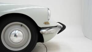 Bild 12/15 von Citroën ID 19 Break (1965)