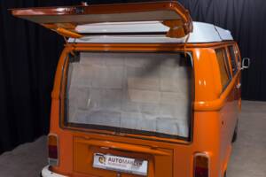 Image 47/59 of Volkswagen T2b Westfalia (1973)