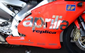 Image 22/51 of Aprilia RS 250 (1998)