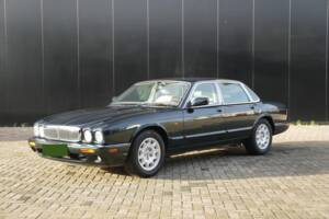 Afbeelding 7/30 van Jaguar XJ6 3.2 Sovereign (1997)
