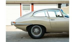 Bild 21/102 von Jaguar E-Type 4.2 (1966)