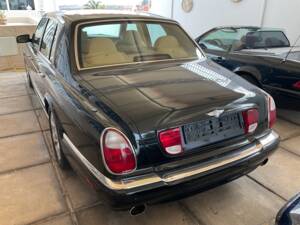Bild 7/31 von Bentley Arnage Red Label (2000)