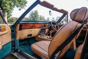Bild 34/41 von Aston Martin V8 Vantage Volante (1988)