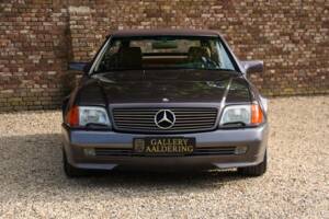 Image 42/50 of Mercedes-Benz 500 SL (1990)