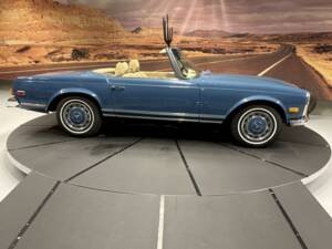 Image 7/36 de Mercedes-Benz 280 SL (1970)
