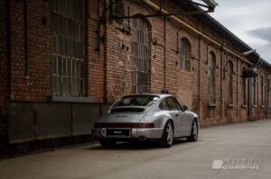 Bild 8/20 von Porsche 911 Carrera 4 (1991)