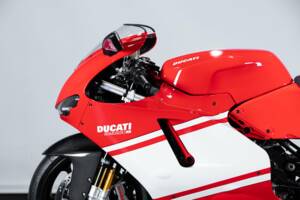 Image 20/50 of Ducati DUMMY (2007)