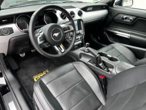 Image 24/44 of Ford Shelby GT/H (2017)